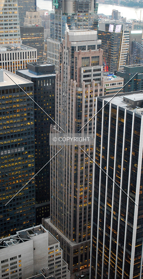 Americas Tower by Royce Douglas