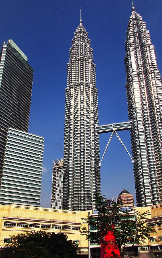 Petronas Tower 1 by Daniel Kieckhefer