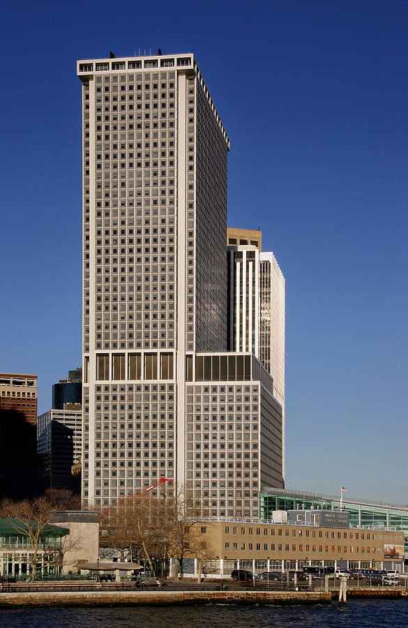 One New York Plaza by Pavel Toczynski