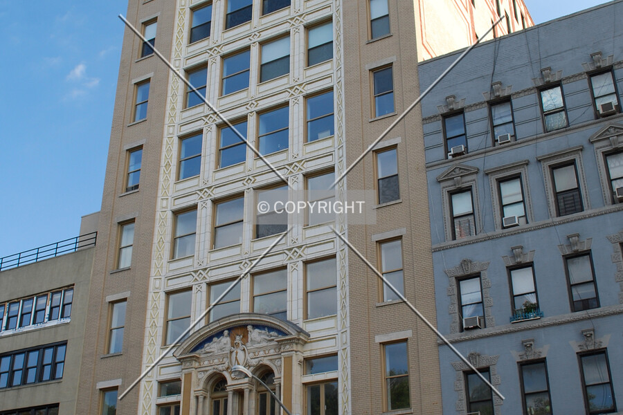 175 East Broadway