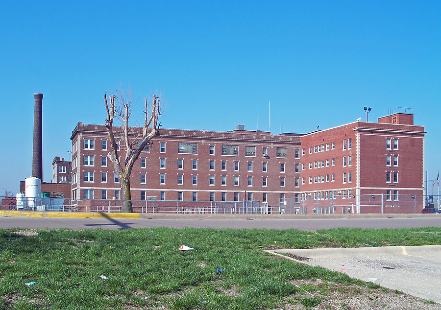 Kenneth Hall Regional Hospital by Ryan Hildebrand