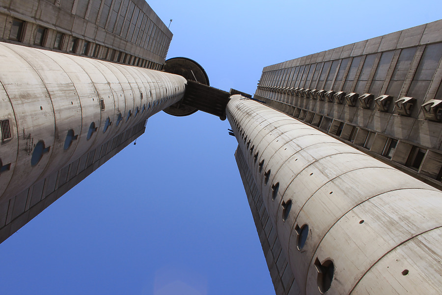 Genex Tower by Daniel Kieckhefer