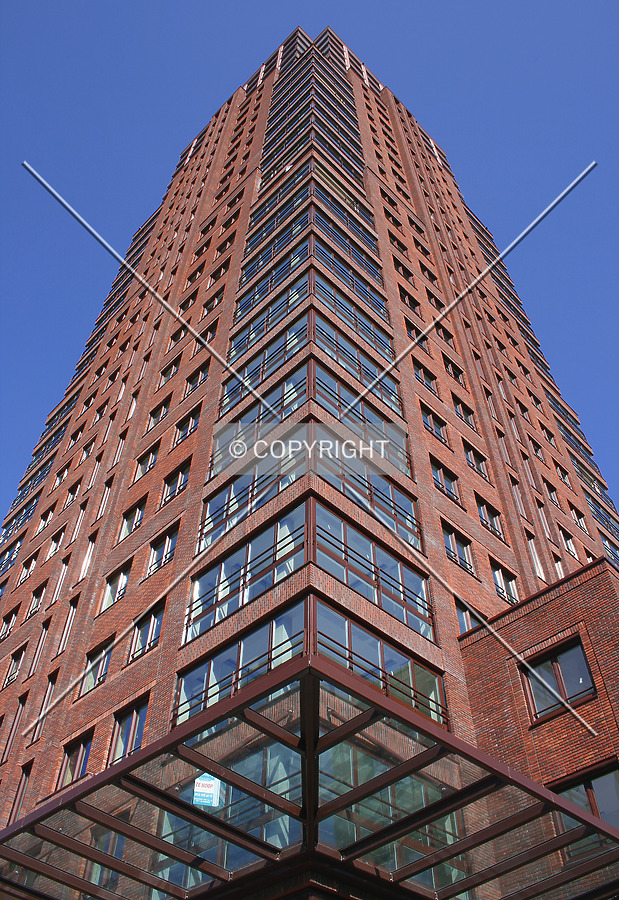 Alphatoren by René Hogendijk