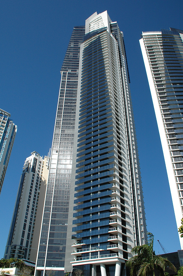 Circle on Cavill North Tower by John Bek