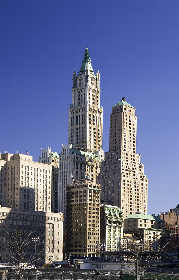 Woolworth Building by Pavel Toczynski