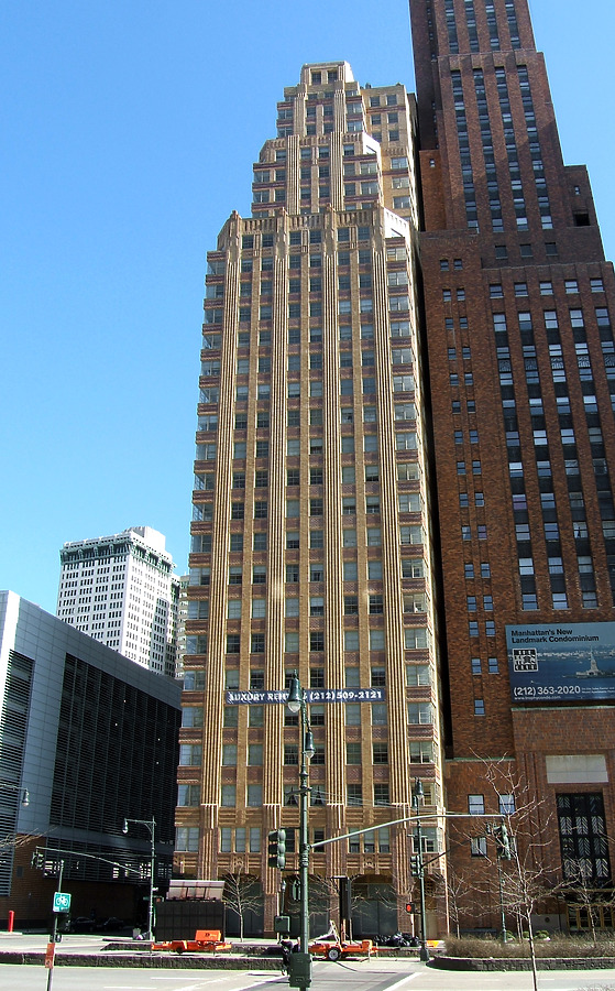 Le Rivage Apartments by John Cahill