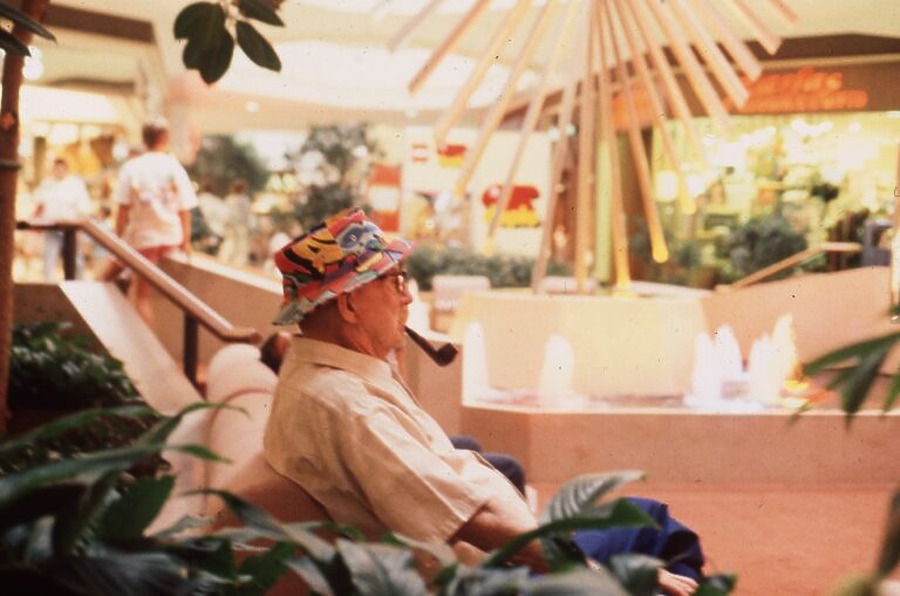 Chesterfield Mall by Rumur