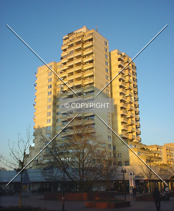 Hustadtring 151 by Nephilim