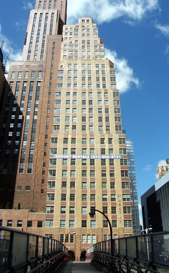 Le Rivage Apartments by John Cahill