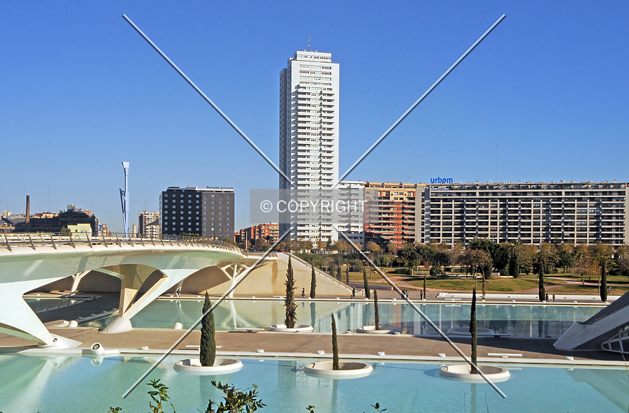 Torre de Francia by Jorge Molina
