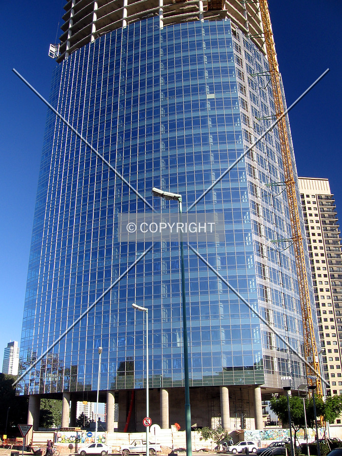 Torre Repsol YPF by Maximiliano Buono