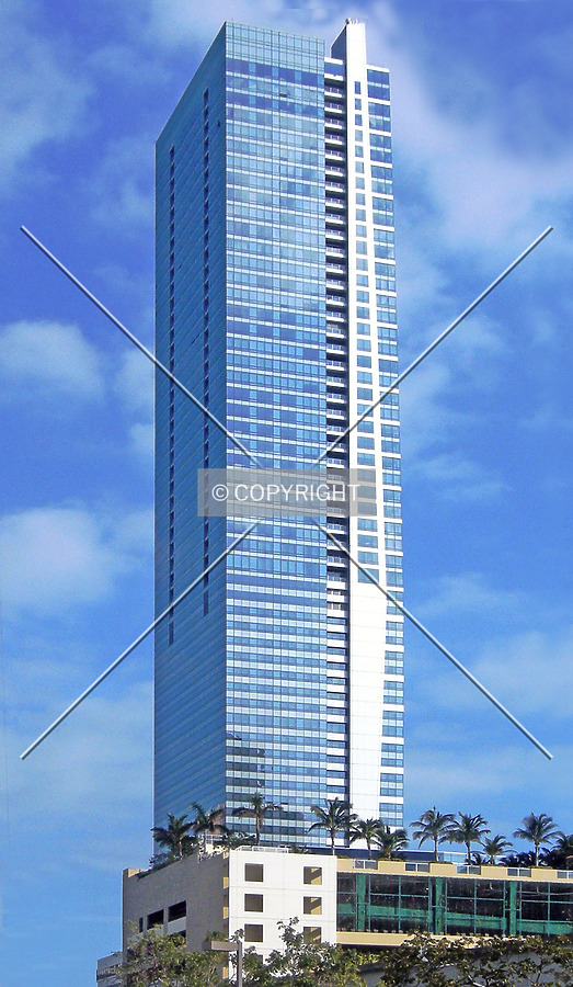 Four Seasons Hotel & Tower by Jorge Molina