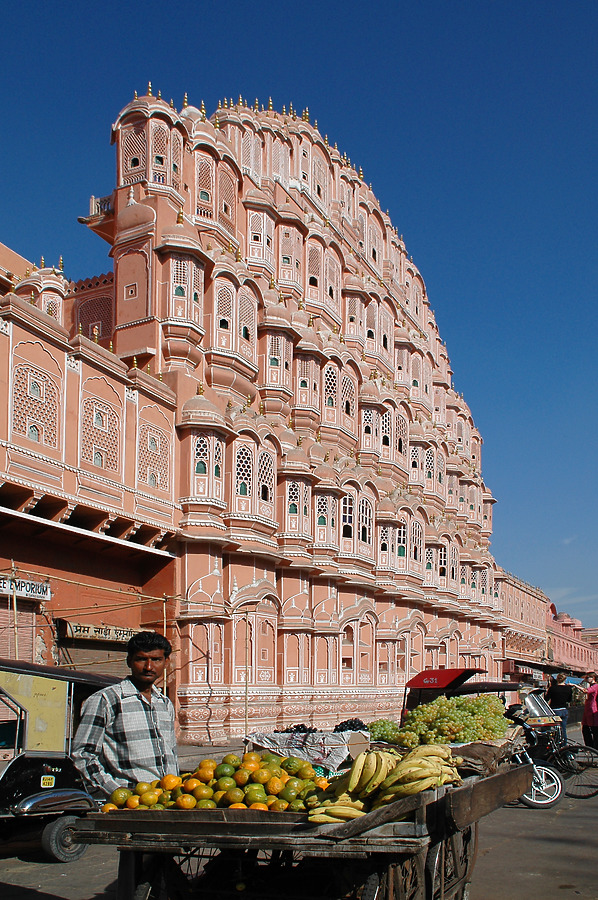 Hawa Mahal by John Bek