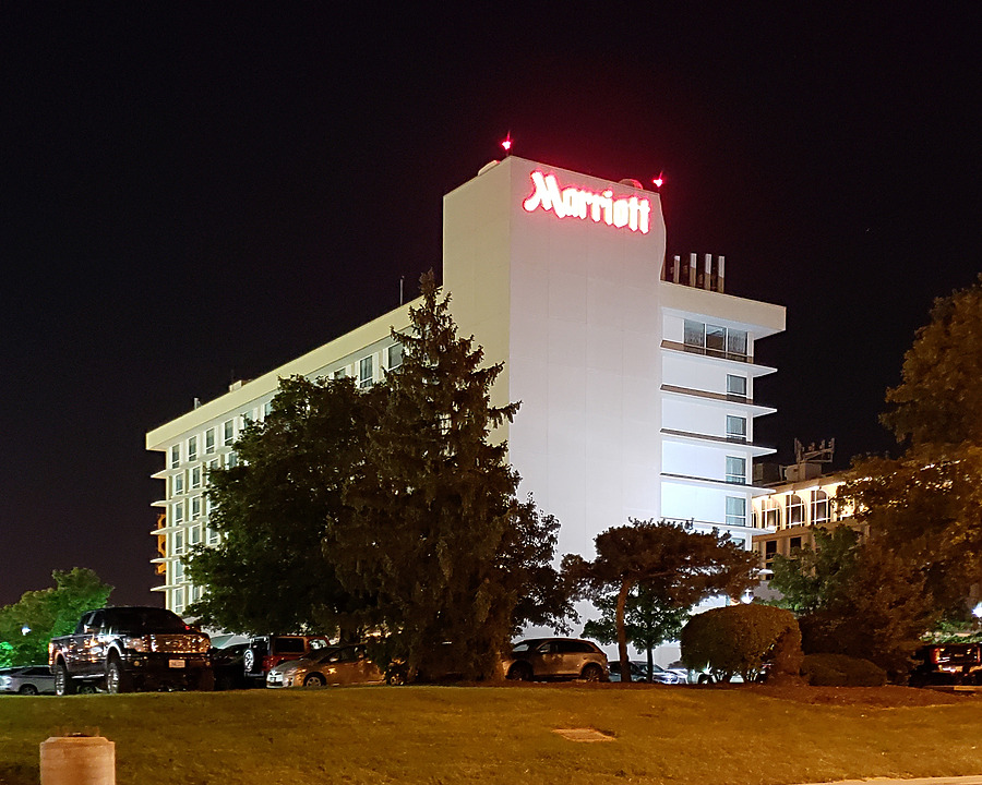 Marriott Saint Louis Airport East Tower by Ryan Hildebrand