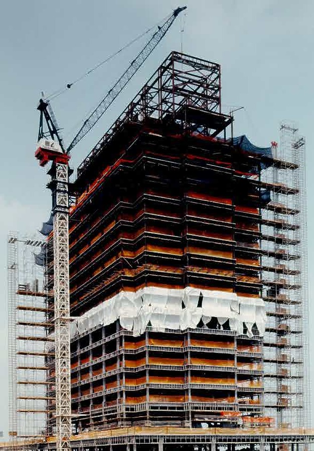 4 Metrotech Center by Helmark Steel