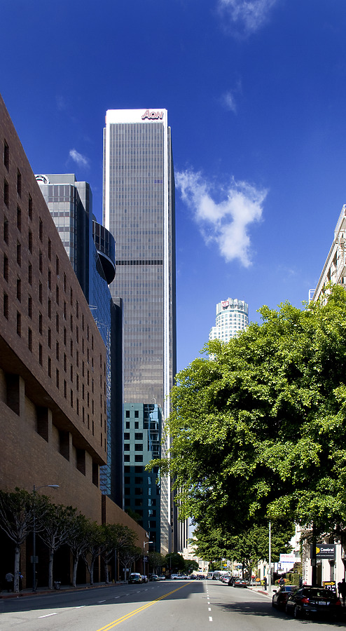 Aon Center by Jim Schwartz
