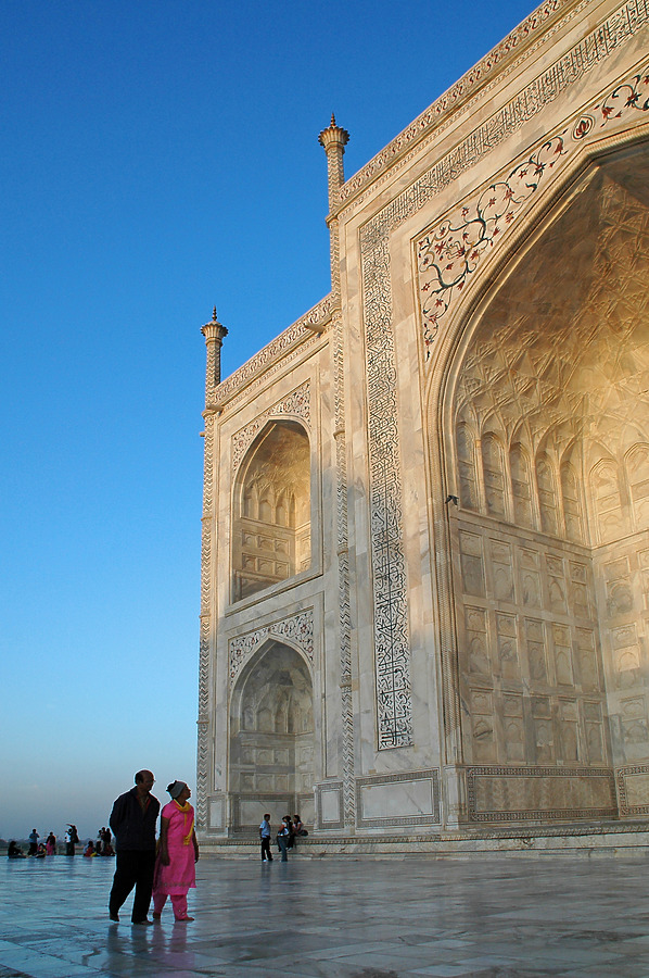Taj Mahal by John Bek