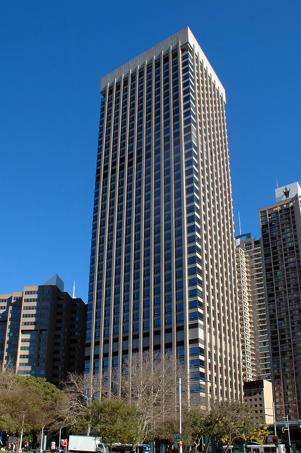 201 Elizabeth Street by John Bek