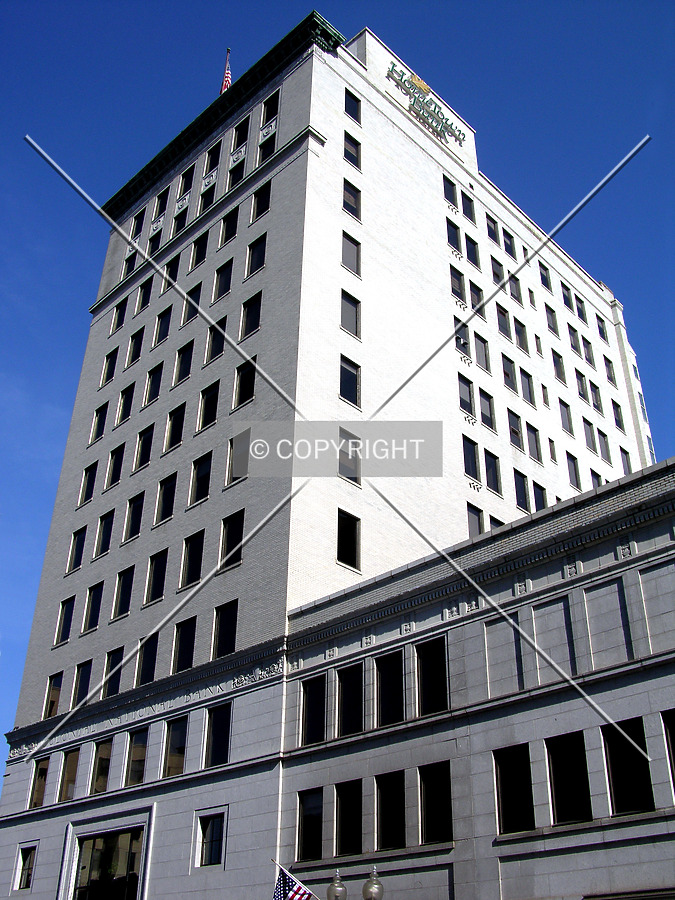 Colonial Arms Office Building by Chris Patriarca