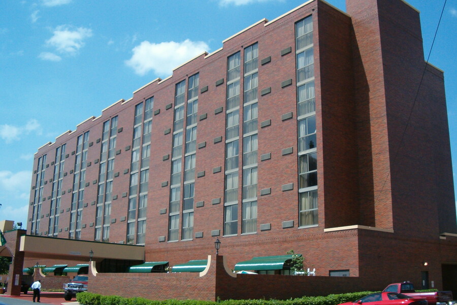 Holiday Inn Alexandria Downtown Convention Center