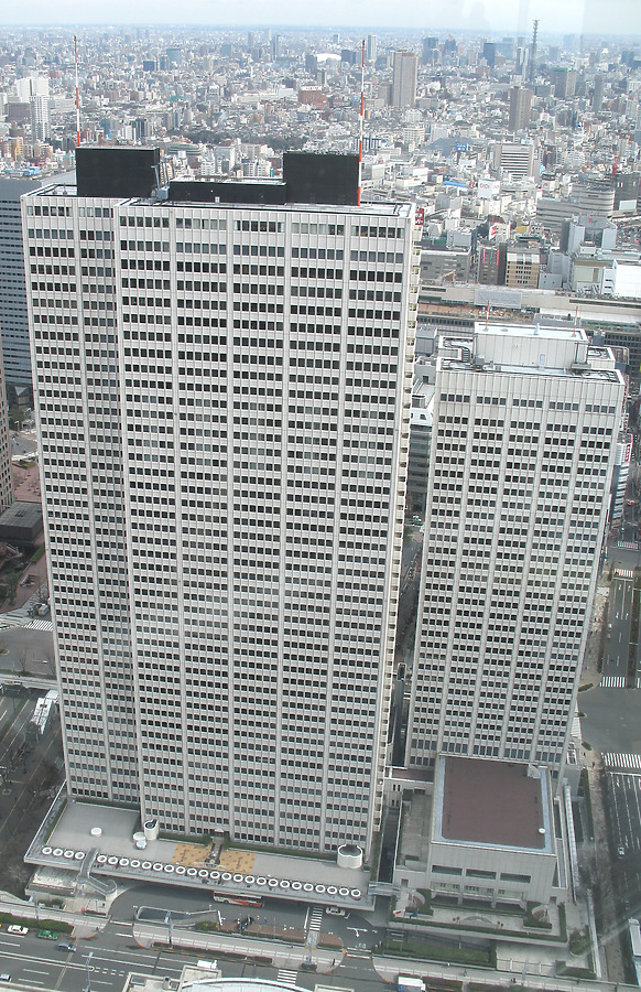 Keio Plaza North Building by Kevin Hemphill