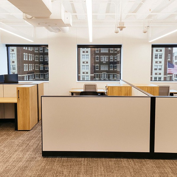 Kiewit Plaza by BLACKSTONE PLAZA