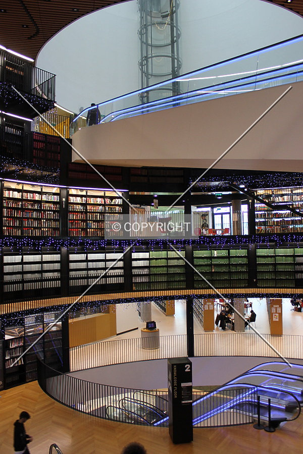 Library of Birmingham by Florian Barbier