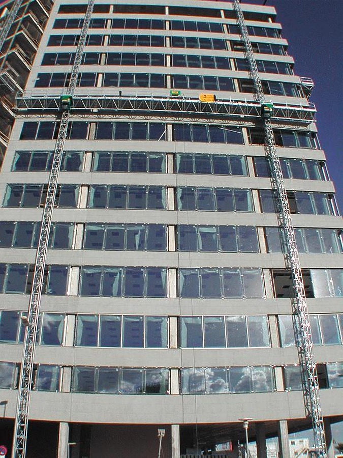 Torre Diagonal Mar by David Guija