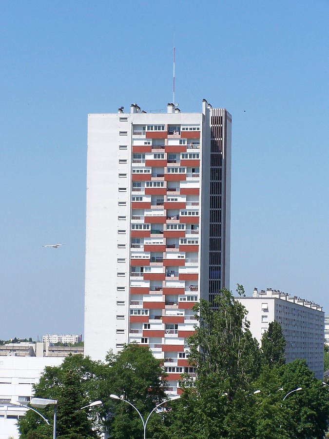 26 Boulevard Oscar Leroux by Florian Barbier