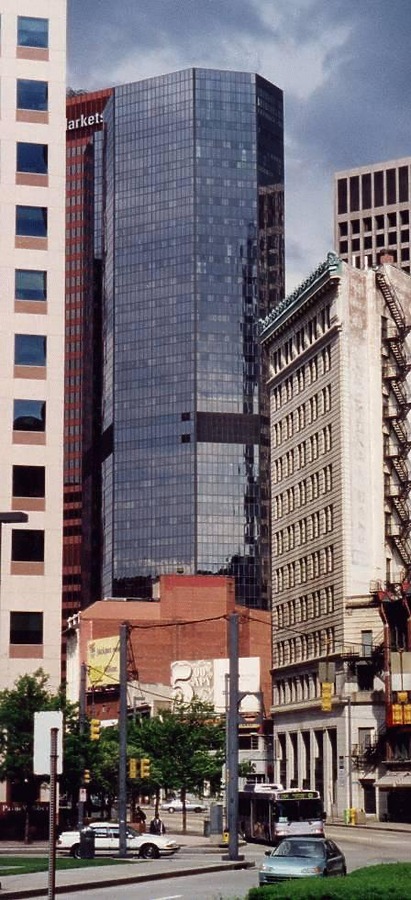 Two PNC Plaza by Nate Lindsey