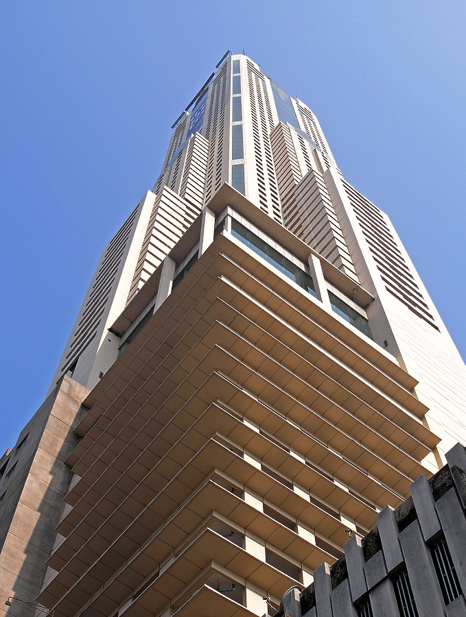 Baiyoke Tower II by Horst Kiechle