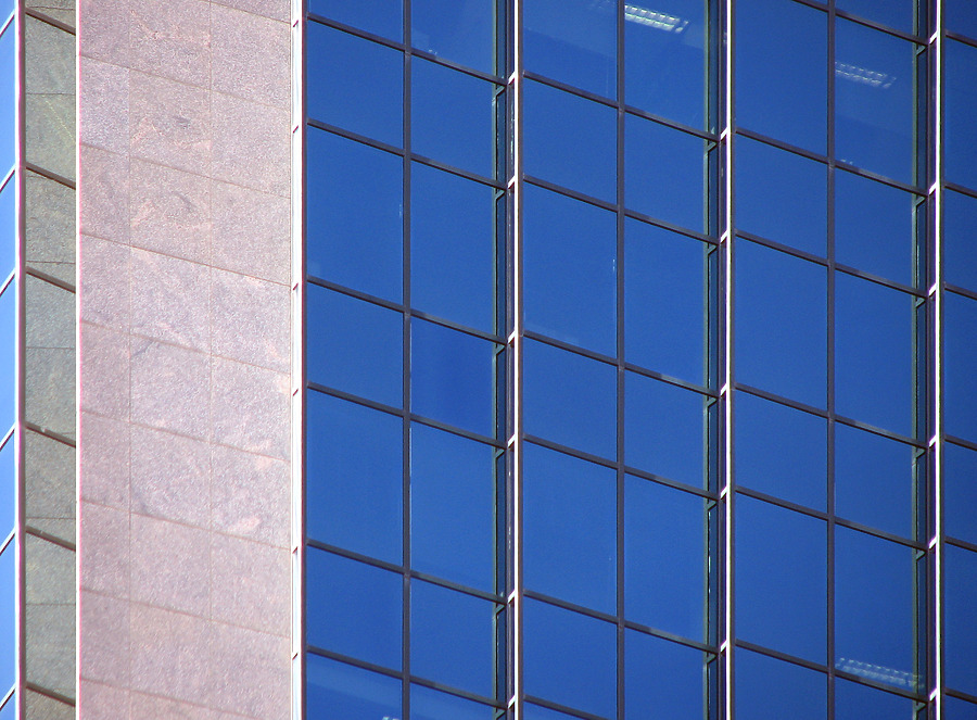 Gateway Plaza by Wilson Ling