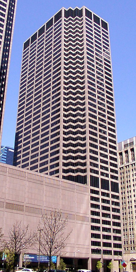 10 South Wacker by Daniel Kieckhefer