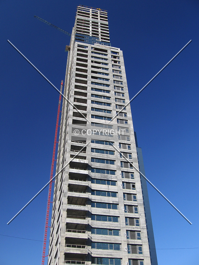 Torre Cavia by Maximiliano Buono