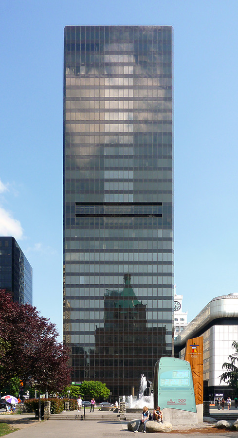 Toronto Dominion Tower by Wilson Ling