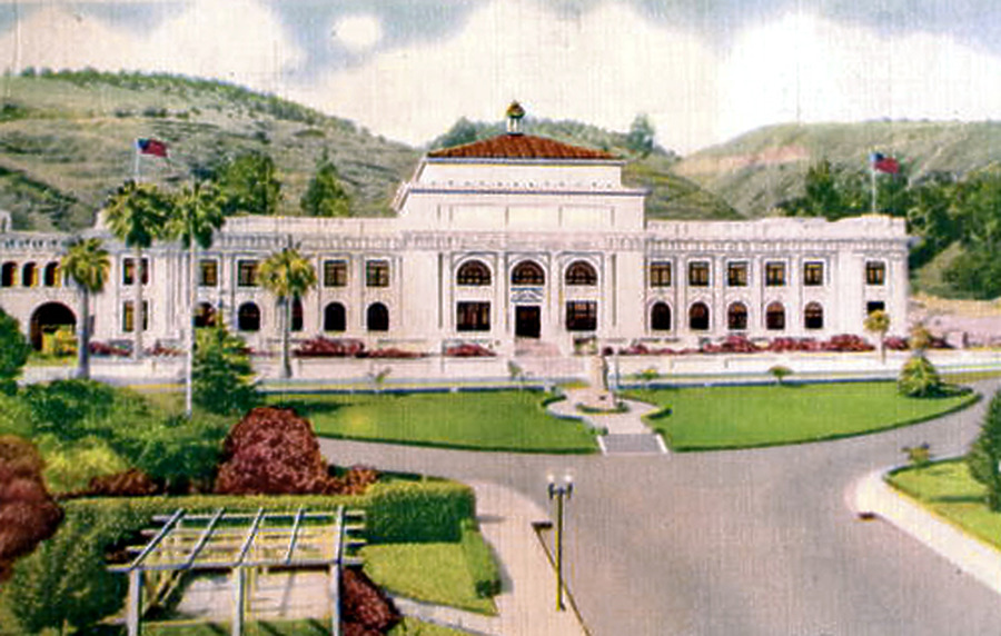 Ventura City Hall by Longshaw Card Company