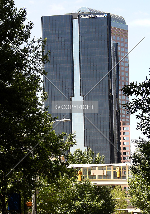 Charlotte Plaza by Chris Patriarca