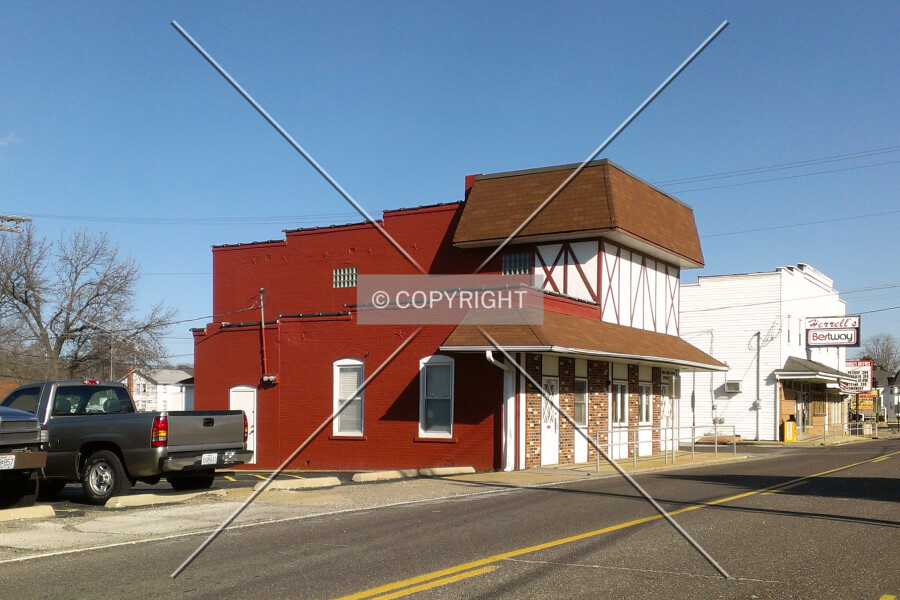 1025 Imperial Main Street