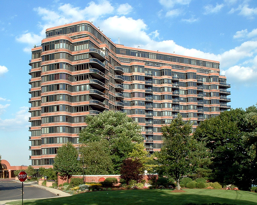 Carlyle Towers South by John Cahill