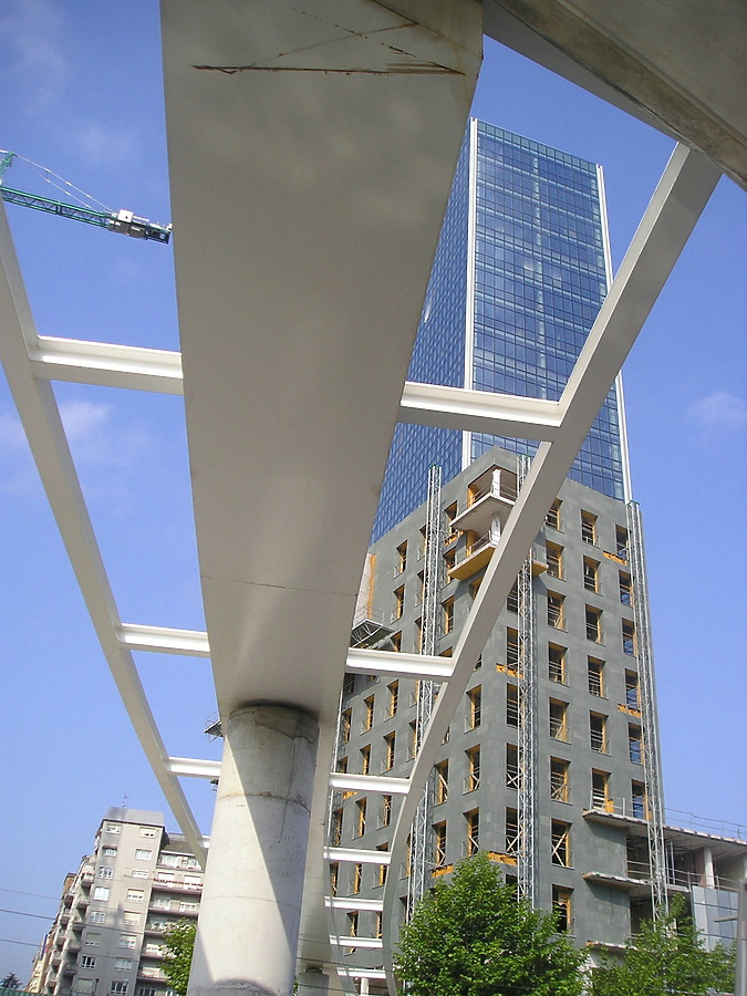 Isozaki Atea I by Mikel Allende