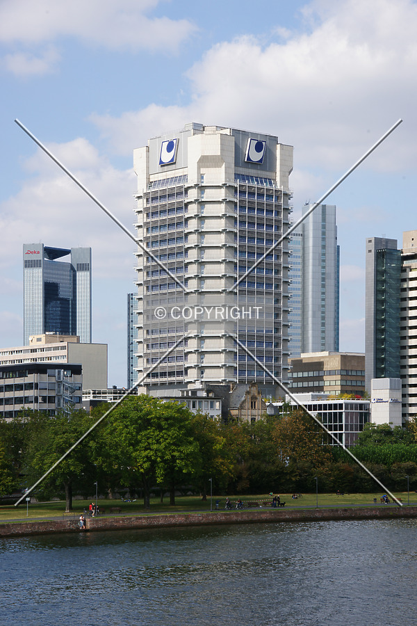 Union Investment-Hochhaus by Nephilim