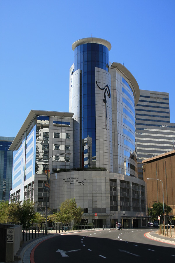 ENS House by Kjetil Balog