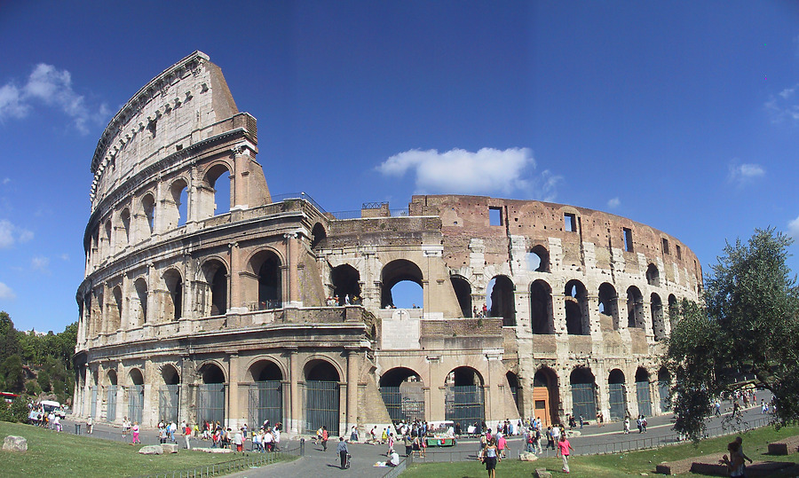 Colosseo by John Bek