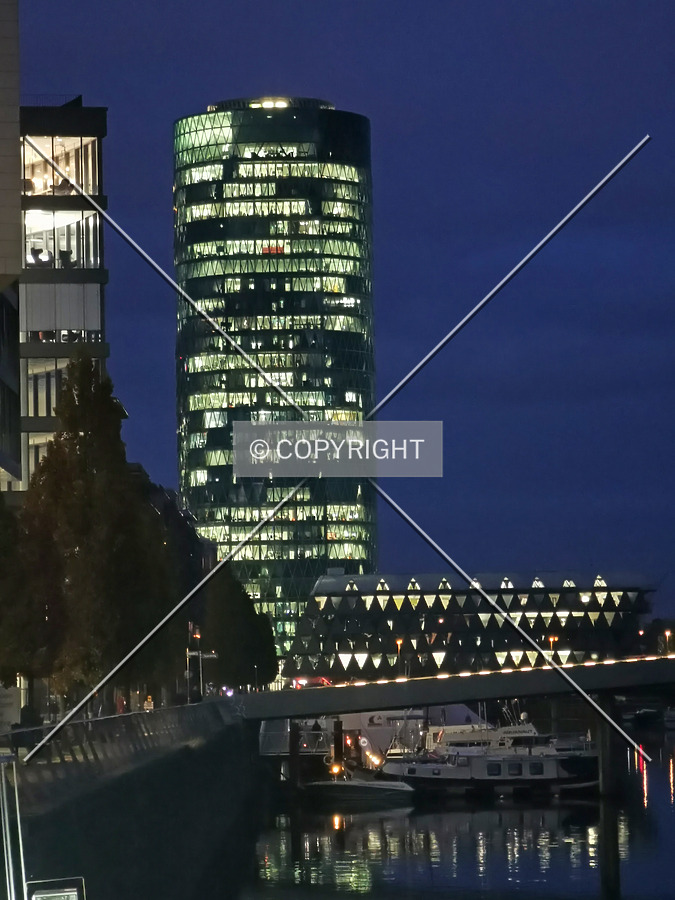 Westhafen Tower by Nephilim