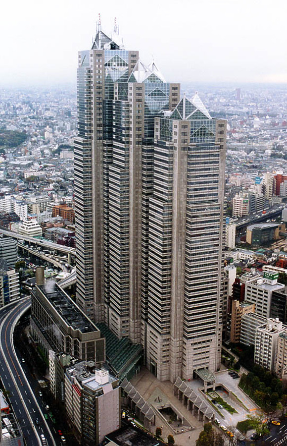 Shinjuku Park Tower by Scott Murphy