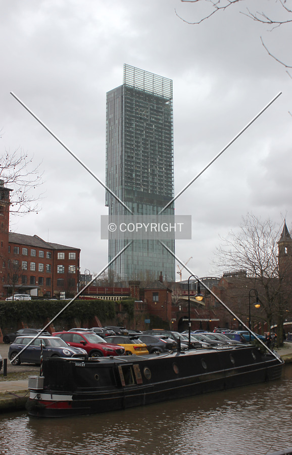 Beetham Tower by Florian Barbier