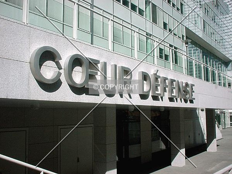 Coeur Défense by Nephilim