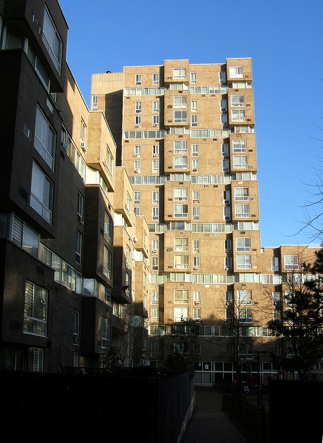 Riverview 1 - 85 Riverdale Avenue by John Cahill