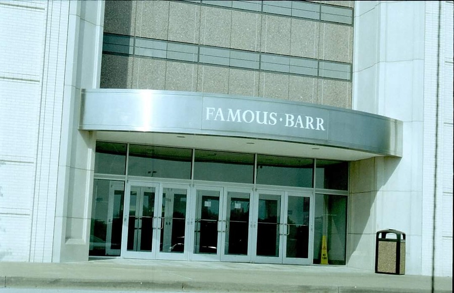 Jamestown Mall by Dwayne Pounds