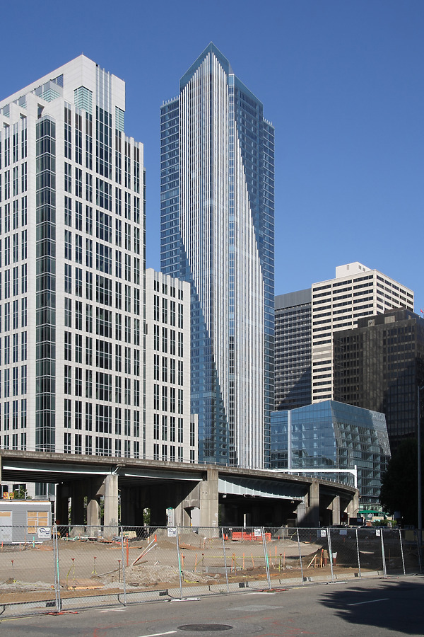 Millennium Tower by Michiel van Dijk